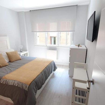 Centro-Puerto Deportivo Lägenhet Gijón Exteriör bild