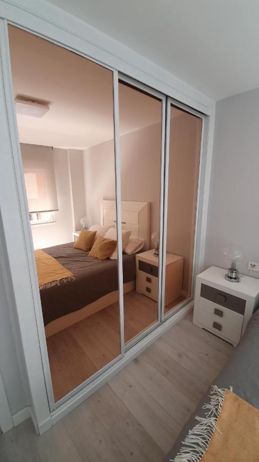 Centro-Puerto Deportivo Lägenhet Gijón Exteriör bild